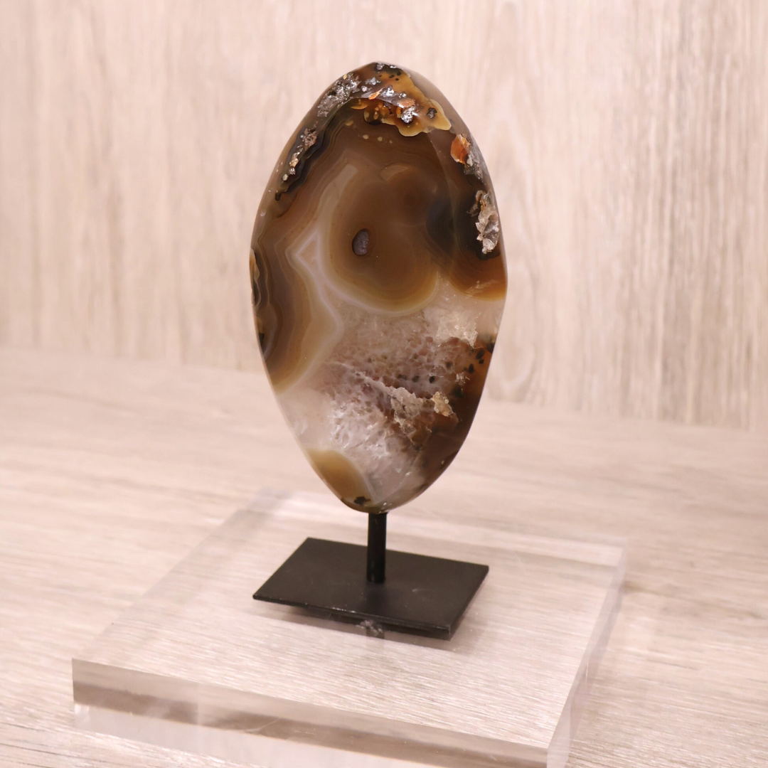 Agate Slice on Black Stand 0.61kg