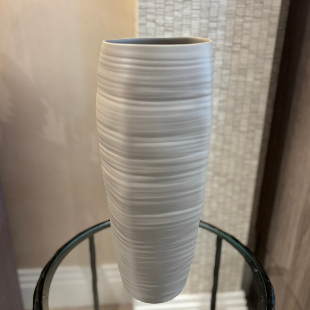 Roccia 2 Light Brown Vase