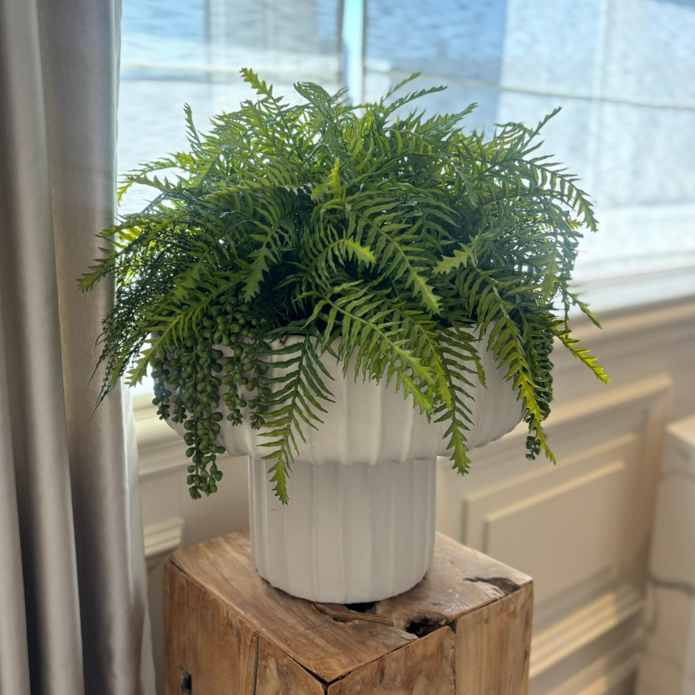 Maja Footed Vase With Fern