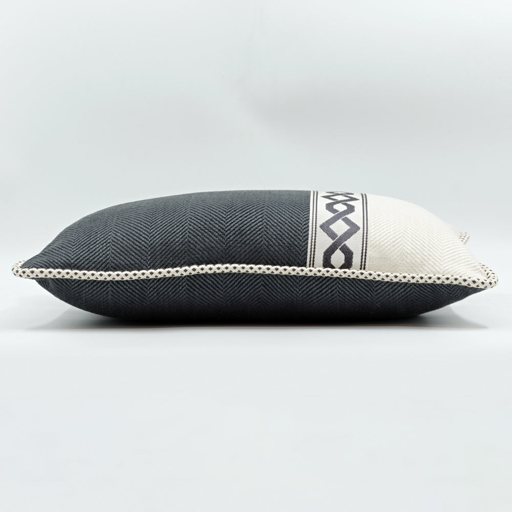 Minne Cushion