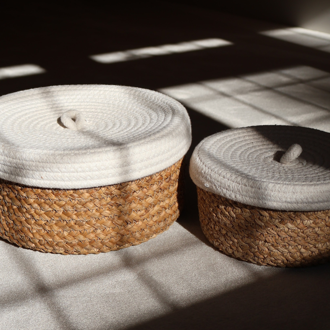 Natural Rattan and White Basket with Lid - Medium