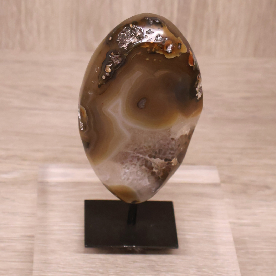 Agate Slice on Black Stand 0.61kg